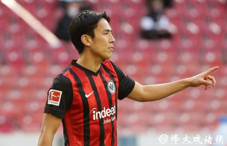 德甲补赛“日本德比” 36岁长谷部诚平车范根纪录