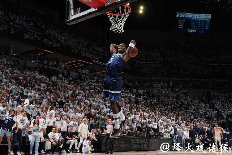 华子37分森林狼险胜快船止3连败 公牛逆转马刺